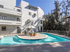 13331 Moorpark Street 319, Sherman Oaks CA 91423