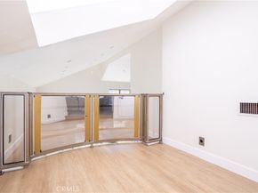 13331 Moorpark Street 319, Sherman Oaks CA 91423