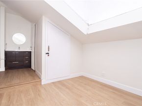 13331 Moorpark Street 319, Sherman Oaks CA 91423