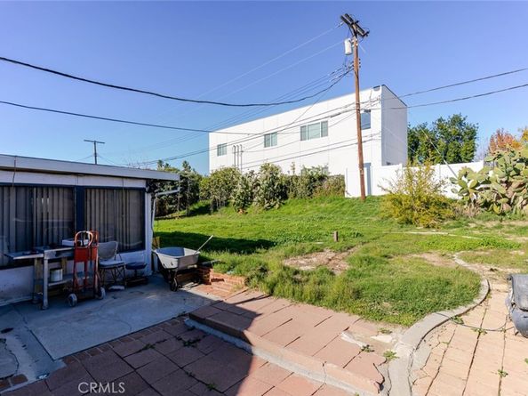 18301 Minnehaha Street, Porter Ranch CA 91326