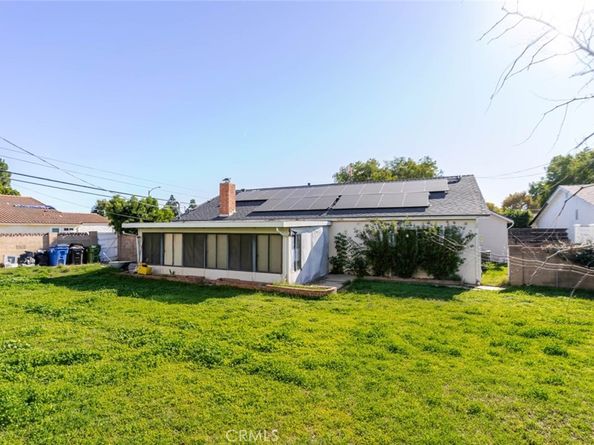 18301 Minnehaha Street, Porter Ranch CA 91326