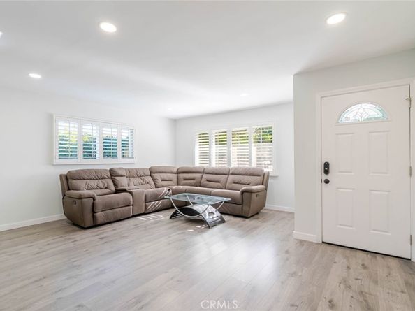 18301 Minnehaha Street, Porter Ranch CA 91326