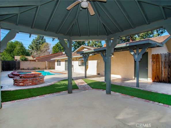22736 Runnymede, West Hills CA 91307