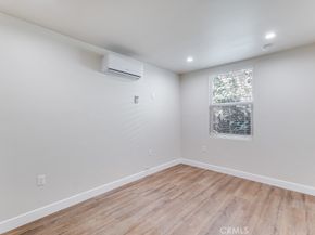 2756 W 15th Street, Los Angeles CA 90006