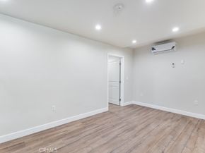 2756 W 15th Street, Los Angeles CA 90006