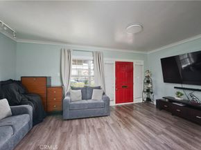 2756 W 15th Street, Los Angeles CA 90006