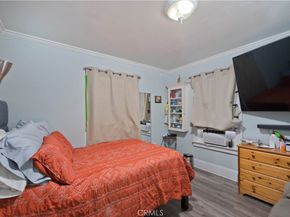 2756 W 15th Street, Los Angeles CA 90006