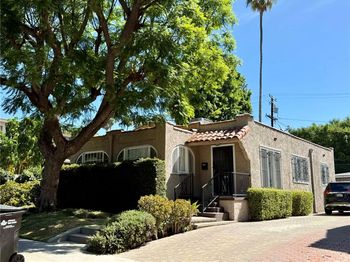 1016 N Harper