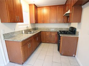 5527 Clybourn Avenue, North Hollywood CA 91601