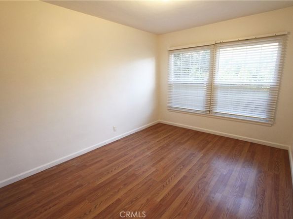 5527 Clybourn Avenue, North Hollywood CA 91601