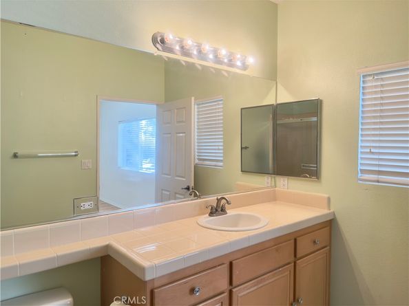 3003 W Riverside Drive 110, Burbank CA 91505