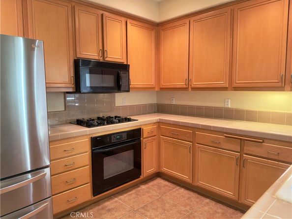 3003 W Riverside Drive 110, Burbank CA 91505