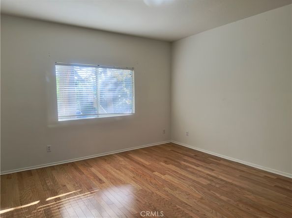 3003 W Riverside Drive 110, Burbank CA 91505