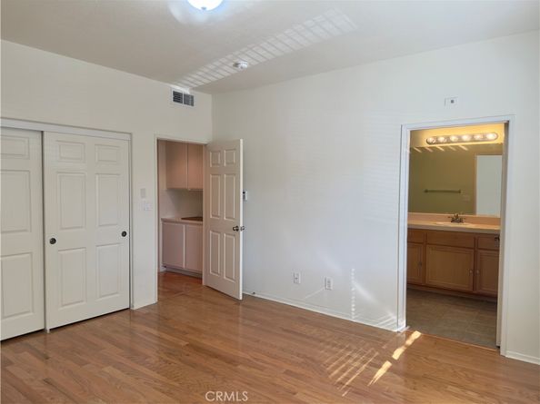 3003 W Riverside Drive 110, Burbank CA 91505