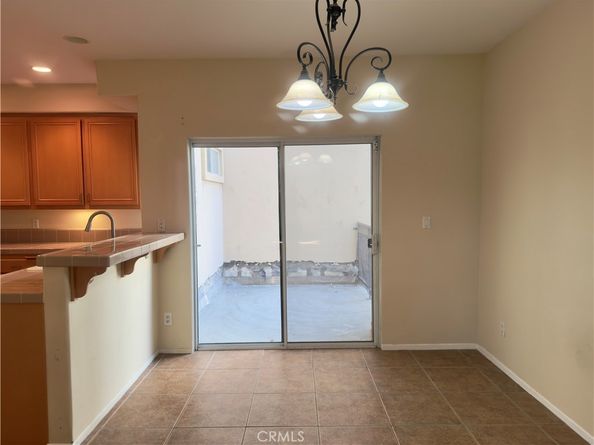 3003 W Riverside Drive 110, Burbank CA 91505