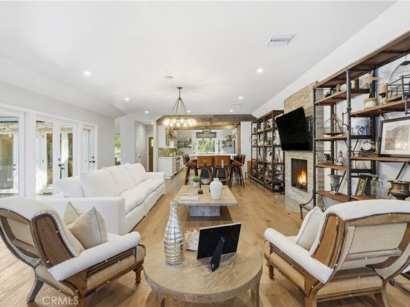 23110 Canzonet St, Woodland Hills CA 91367