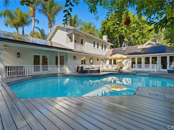 23110 Canzonet St, Woodland Hills CA 91367