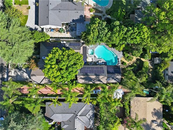 23110 Canzonet St, Woodland Hills CA 91367