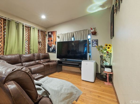 11633 Rincon, Sylmar CA 91342