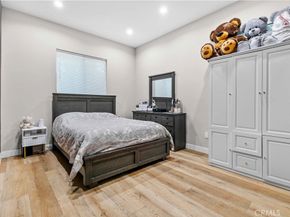 1918 N Maple, Burbank CA 91505