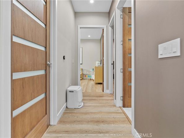 1918 N Maple, Burbank CA 91505