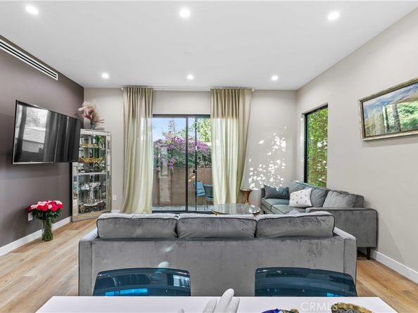 1918 N Maple, Burbank CA 91505