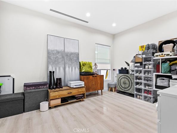 1918 N Maple, Burbank CA 91505