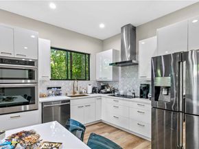 1918 N Maple, Burbank CA 91505