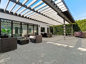 1918 N Maple, Burbank CA 91505