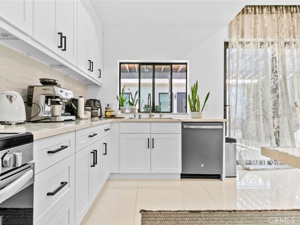 1918 N Maple, Burbank CA 91505