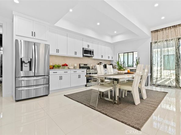 1918 N Maple, Burbank CA 91505