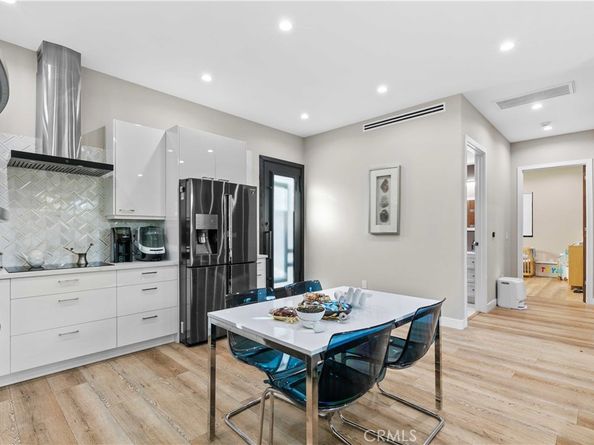 1918 N Maple, Burbank CA 91505