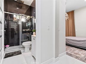 1918 N Maple, Burbank CA 91505