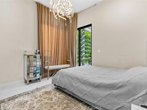 1918 N Maple, Burbank CA 91505