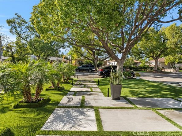 1918 N Maple, Burbank CA 91505