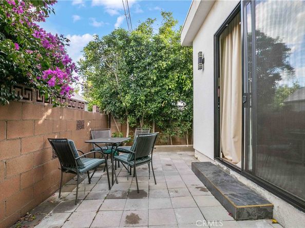 1918 N Maple, Burbank CA 91505