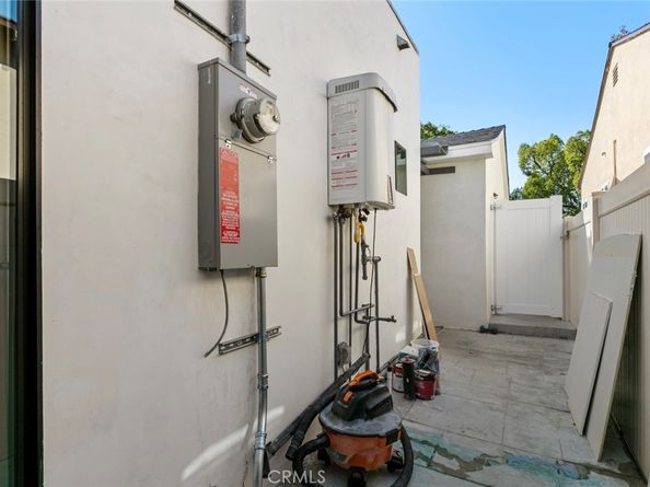 1918 N Maple, Burbank CA 91505