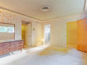 6539 Ventura Canyon Avenue, Van Nuys CA 91401