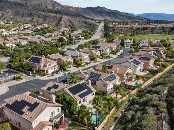 20250 Wynfreed Lane, Porter Ranch CA 91326