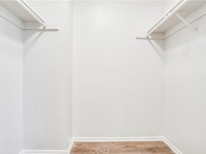 10220 Zelzah Avenue 3, Northridge CA 91325