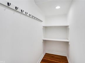 10220 Zelzah Avenue 3, Northridge CA 91325