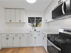 10156 Laurel Cyn. Blvd., Pacoima CA 91331