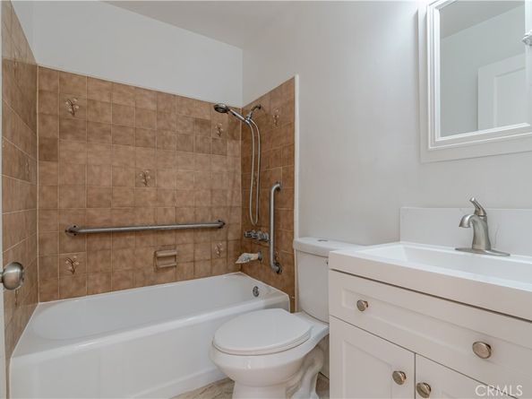 1727 E 123rd Street, Los Angeles CA 90059