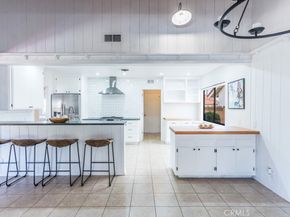 6563 Bianca, Lake Balboa CA 91406