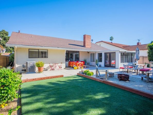 6563 Bianca, Lake Balboa CA 91406