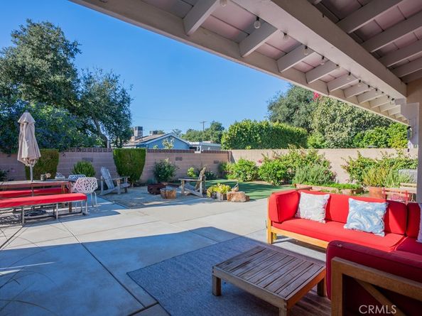 6563 Bianca, Lake Balboa CA 91406