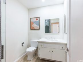 6563 Bianca, Lake Balboa CA 91406