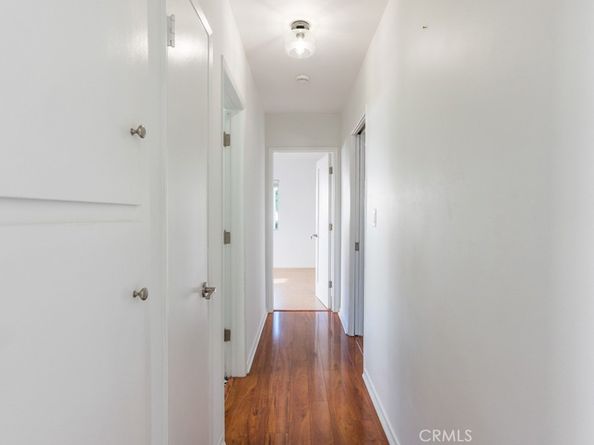 6563 Bianca, Lake Balboa CA 91406