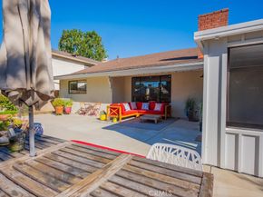 6563 Bianca, Lake Balboa CA 91406