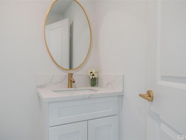 6615 Orion, Van Nuys CA 91406